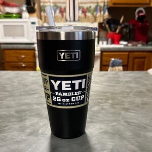 YETI Black Rambler 26 oz Tumbler with Straw Lid